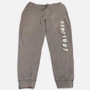 Aeropostale grey sweatpants with white logo Size men’s large with draw string
